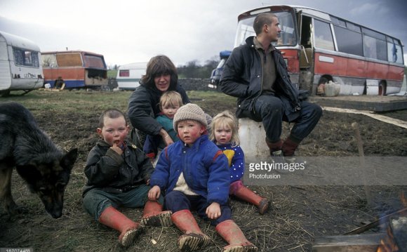 On temporary caravan site