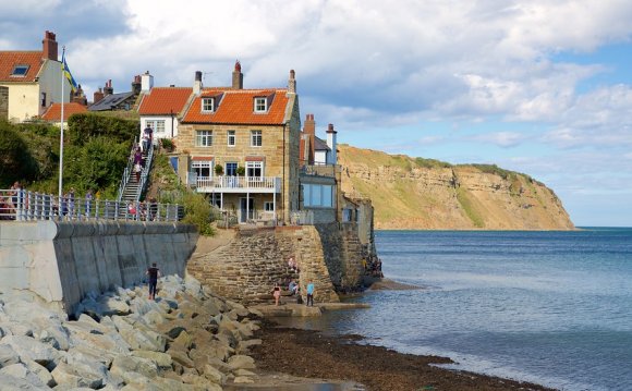 Robin Hood s Bay Beach - North