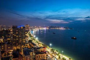 Bright light district: Pattaya's waterfont by night