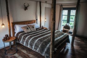 Cosy bed at North Star Club, Sancton