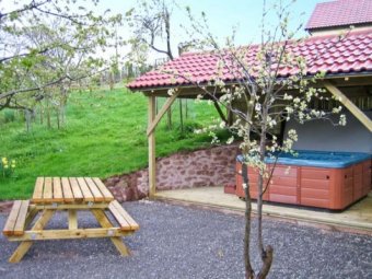 Hot Tub at Orchard Cottage